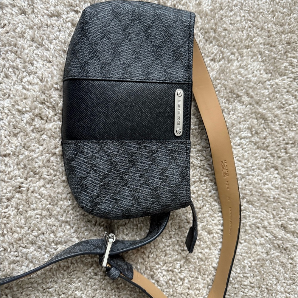 Michael Kors Black Belt Bag